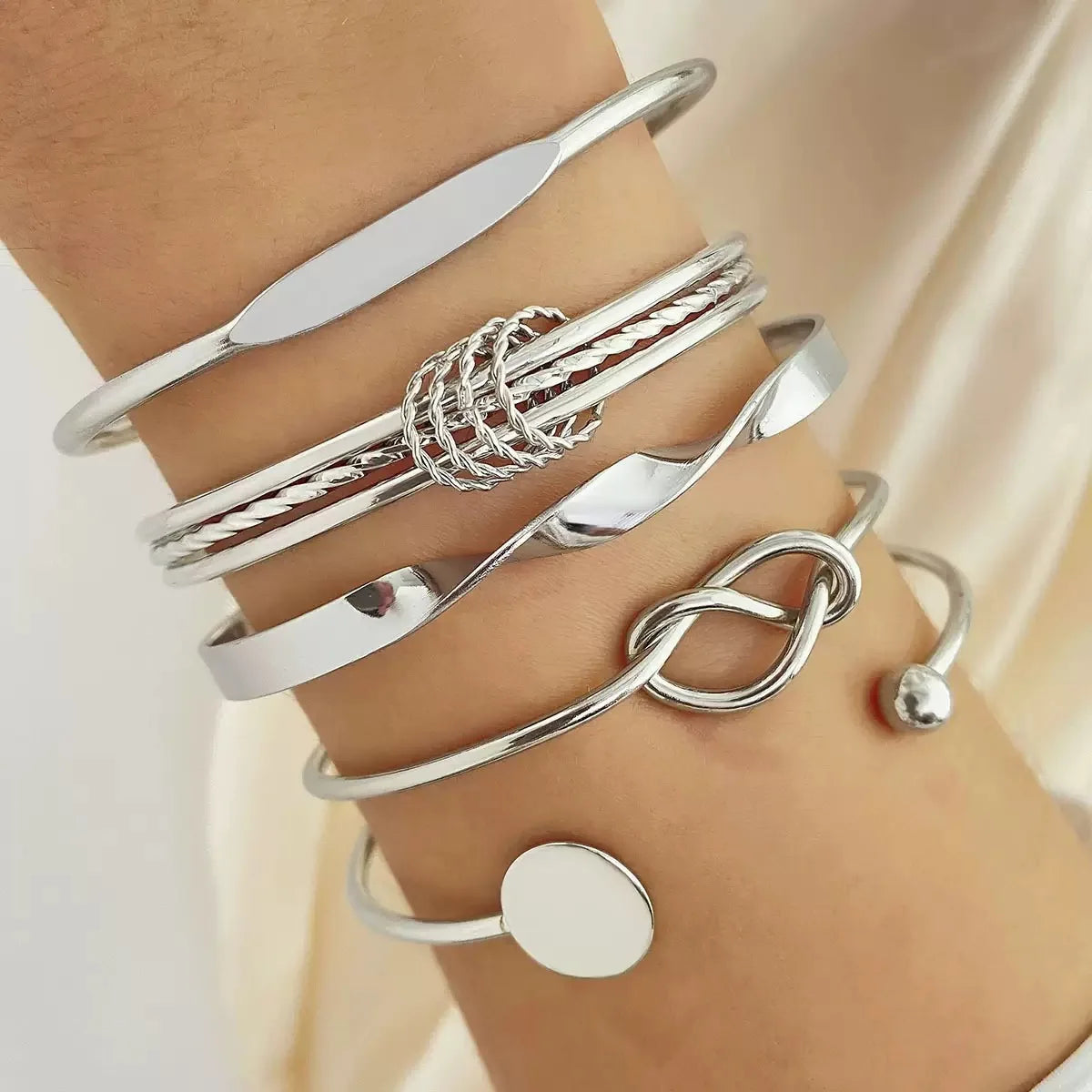 5 pieces adjustable ladies' bracelets
