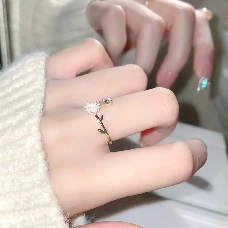 Luxury Zircon Flower   Rings