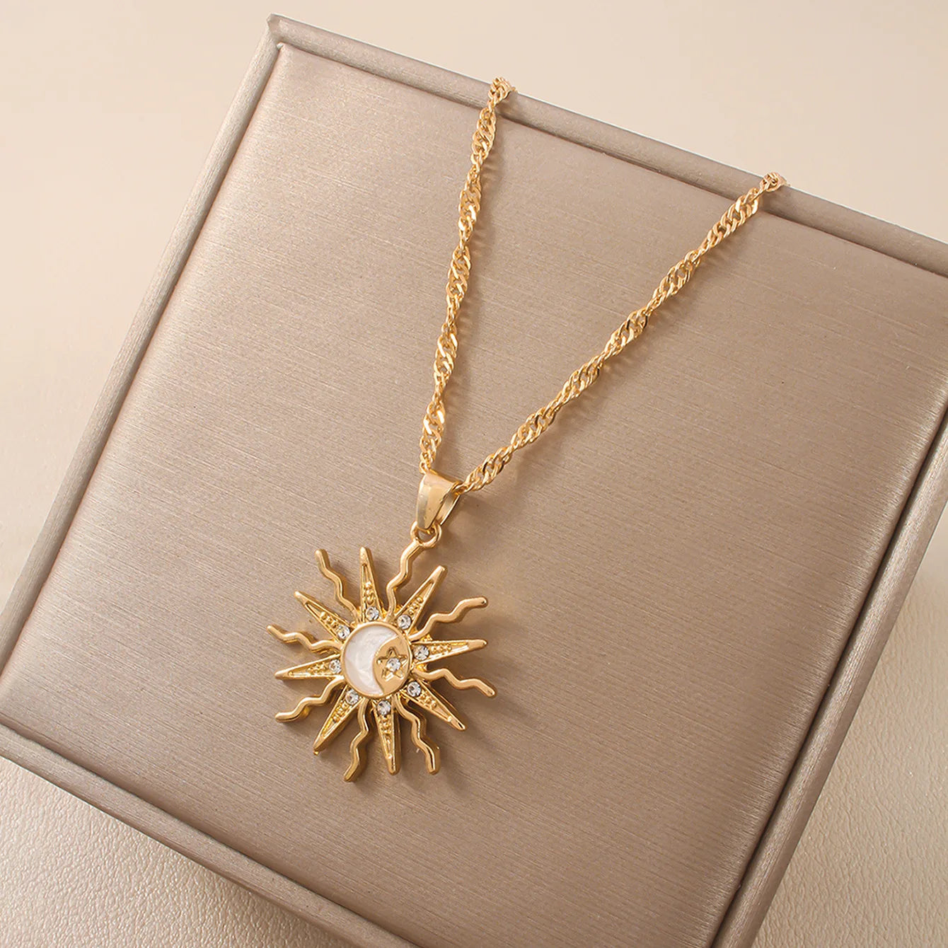 Three In One Pendant Necklace