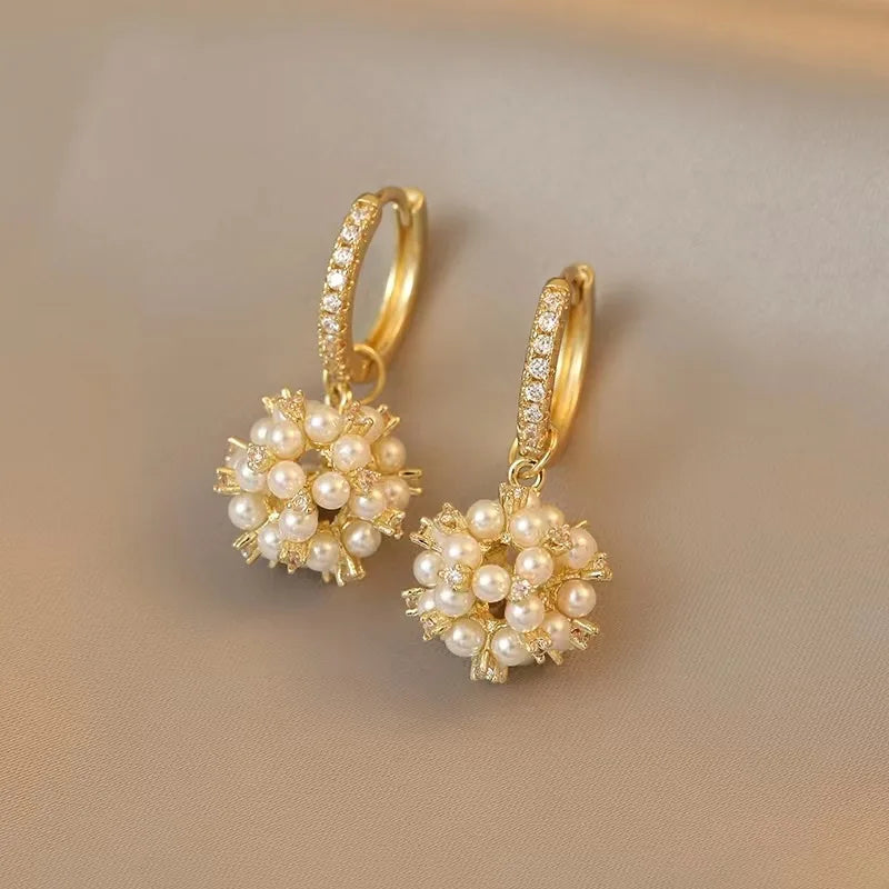 Simple Temperament Pearl Earrings