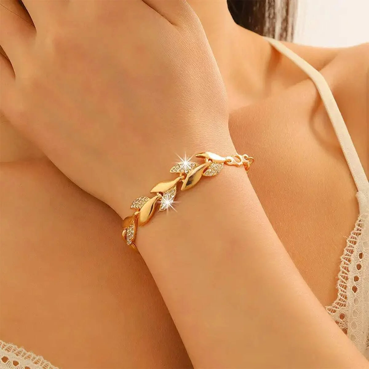 Hip Hop Leaf Bracelet