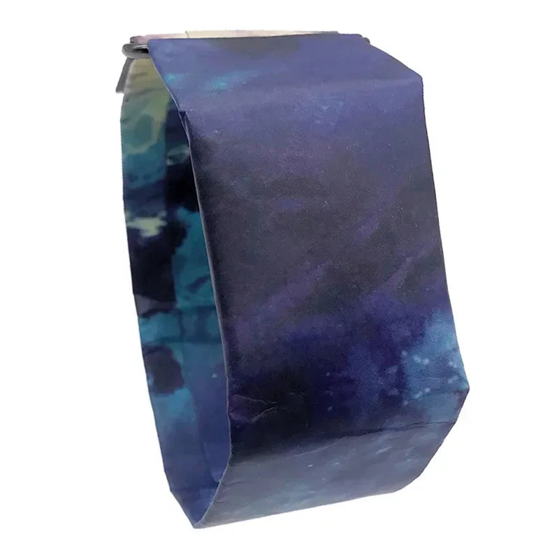 Trendy Smart Watch with fitness tracking