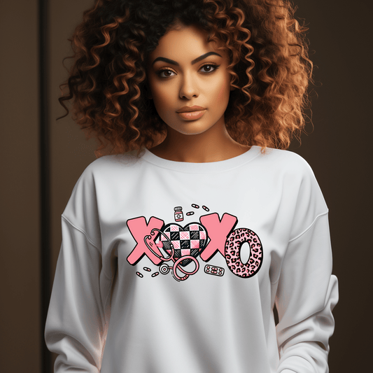 XOXO Crewneck Pullover Sweatshirt